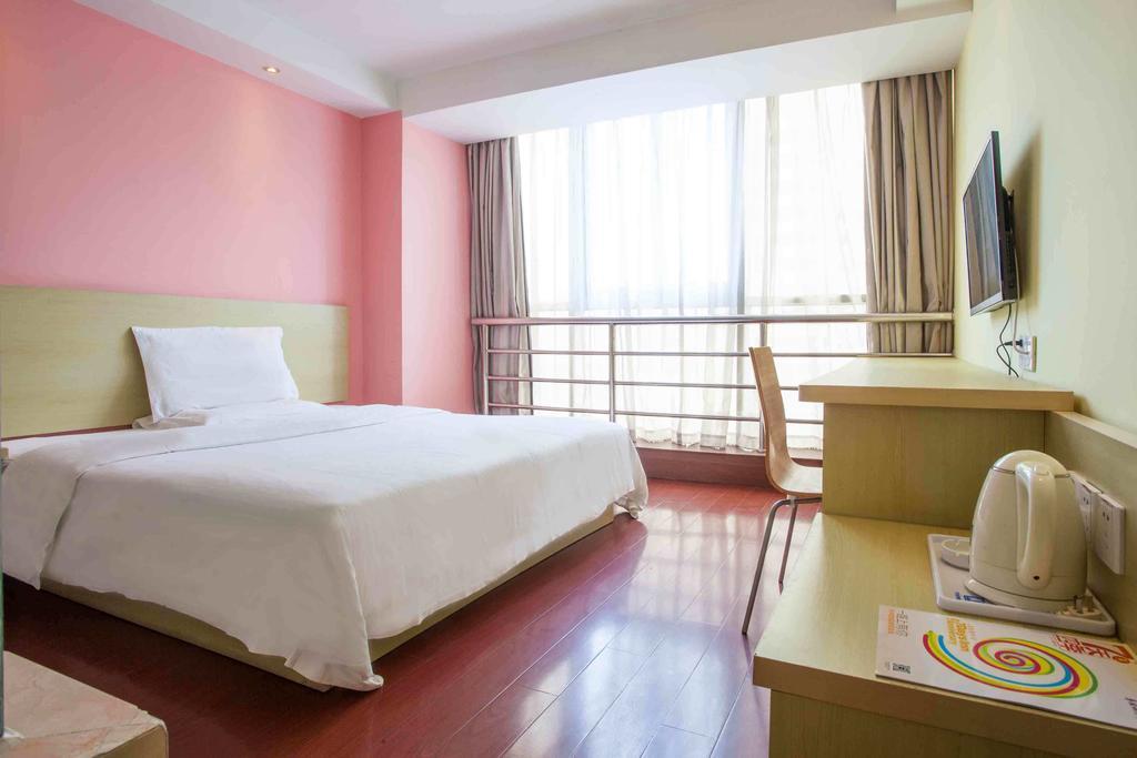 7Days Inn Foshan Qiandeng Lake Nangui Road Subway Station Δωμάτιο φωτογραφία